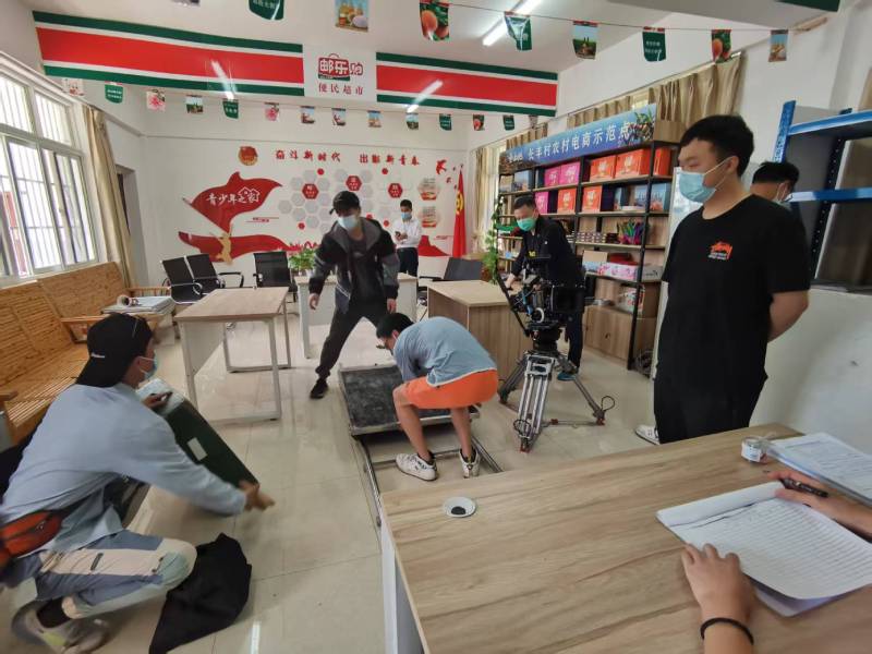 追星女孩心理学分析报告：马村区广告片拍摄公司揭秘饭圈应援式传播逻辑
